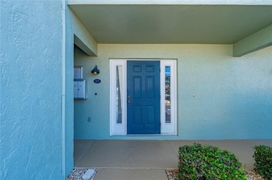 Waterfront Condo located in Punta Gorda Isles, this rare find - photo 2