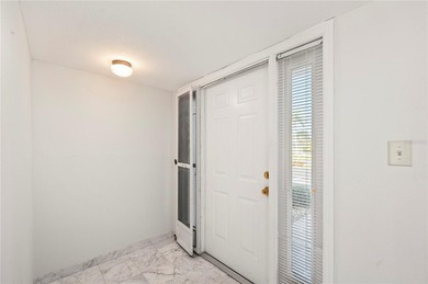 Waterfront Condo located in Punta Gorda Isles, this rare find - photo 6