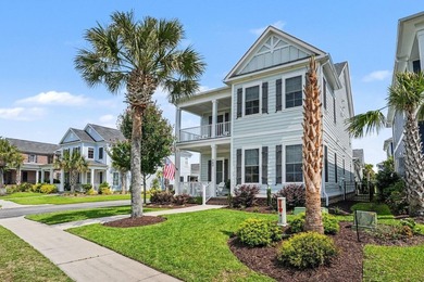 Welcome to luxury living in Waterway Palms Plantation, one of - photo 14