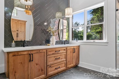 Experience the perfect blend of luxury lakefront living and - photo 17