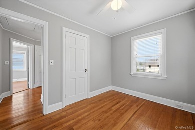 Welcome home to this classic 3-bedroom, 1.5 bathroom Colonial - photo 20