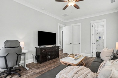 Welcome to luxury living in Waterway Palms Plantation, one of - photo 31