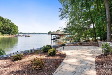 Experience the perfect blend of luxury lakefront living and - photo 32