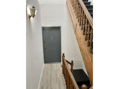 SUNSET PARK SOLID BRICK SEMI-DETACHED 5 FAMILY + STORE/OFFICE - photo 7