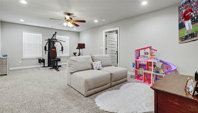 This immaculate 4 bedroom, 3 bath home has room for everything - photo 38