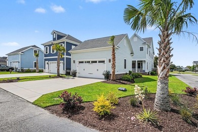 Welcome to luxury living in Waterway Palms Plantation, one of - photo 39
