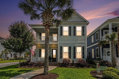 Welcome to luxury living in Waterway Palms Plantation, one of - photo 42