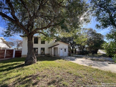 Lake Home For Sale in Canyon Lake, Texas