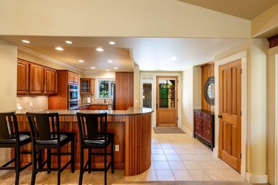 Live where you play! This clubhouse cottage offers an unbeatable - photo 3