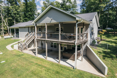 Lake Home For Sale in McDaniels, Kentucky
