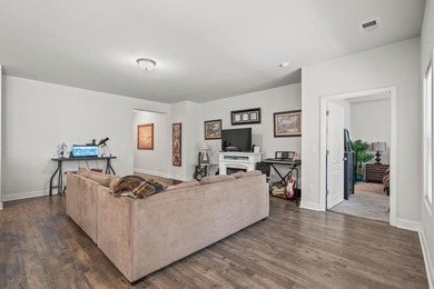Back on the market due to no fault of the seller! Welcome to - photo 11