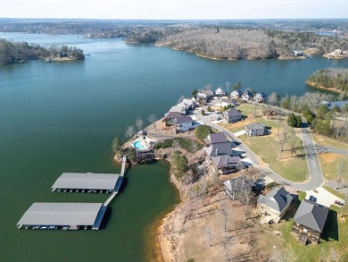 Welcome to Windmere! Build your lake view home with all the - photo 11