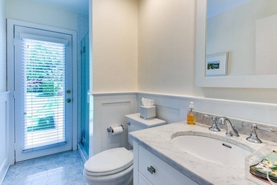 Located on a quiet cul-de-sac south of the highway in Wainscott - photo 14