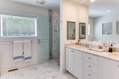 Located on a quiet cul-de-sac south of the highway in Wainscott - photo 16