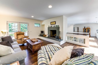Located on a quiet cul-de-sac south of the highway in Wainscott - photo 20