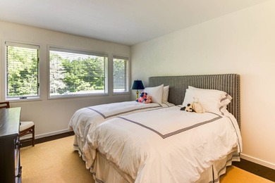 Located on a quiet cul-de-sac south of the highway in Wainscott - photo 21