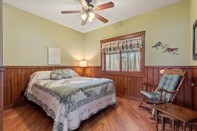 Custom built south facing energy efficient, single level 1,836 - photo 26
