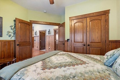 Custom built south facing energy efficient, single level 1,836 - photo 27