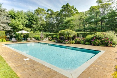 Located on a quiet cul-de-sac south of the highway in Wainscott - photo 29