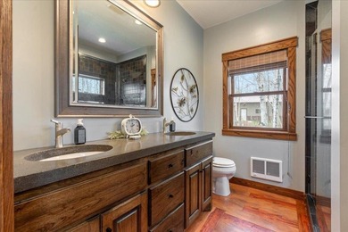 Custom built south facing energy efficient, single level 1,836 - photo 29