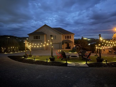 Luxury Castle Estate | High-Capacity Vacation Rental - photo 4