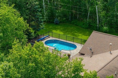 Custom built south facing energy efficient, single level 1,836 - photo 37