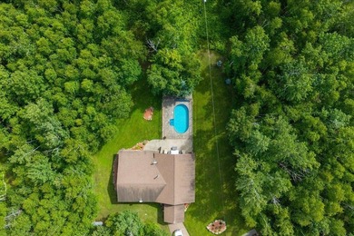 Custom built south facing energy efficient, single level 1,836 - photo 45