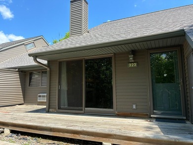 This beautifully updated 1-bedroom, 1-bath Quadna Mountain - photo 2
