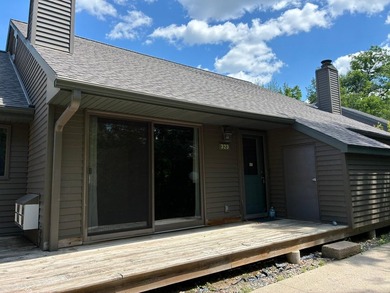 This beautifully updated 1-bedroom, 1-bath Quadna Mountain - photo 3