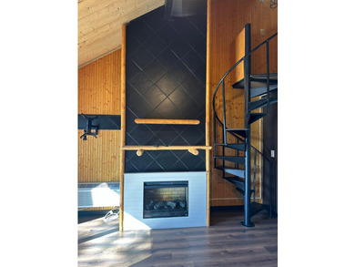 This beautifully updated 1-bedroom, 1-bath Quadna Mountain - photo 7