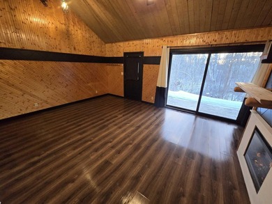 This beautifully updated 1-bedroom, 1-bath Quadna Mountain - photo 8
