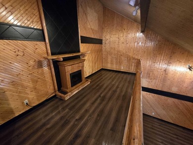 This beautifully updated 1-bedroom, 1-bath Quadna Mountain - photo 9
