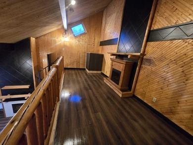 This beautifully updated 1-bedroom, 1-bath Quadna Mountain - photo 10