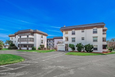 Located in the desirable Fairways of Brevard 55+ Community, this - photo 1