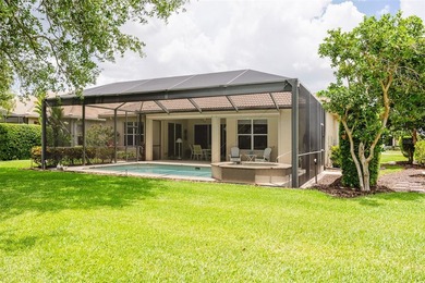 Heritage Landing Turnkey Pool Home with GOLF MEMBERSHIP! Tucked - photo 5