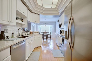 Beautiful home located in the Prestigious Manor Hill golf - photo 10