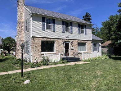 Spacious 4BR/3BA home in Quake Heights with 2,520 sq. ft. in - photo 3