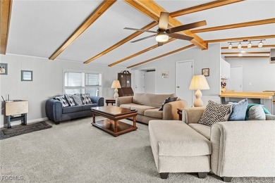 Welcome to this immaculate, move-in ready home. Featuring a - photo 5