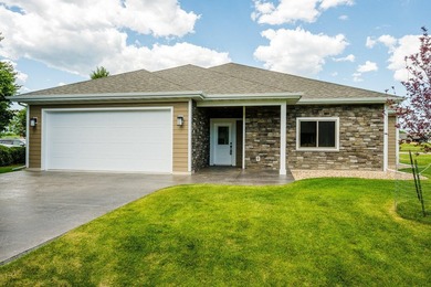 New construction with main-level living and stunning Big Horn - photo 3