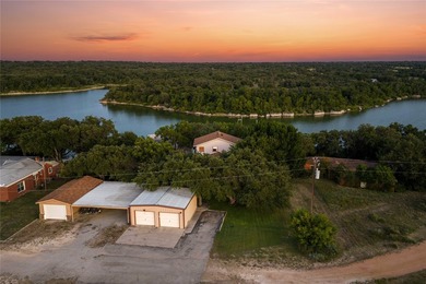 Highly desirable lakefront home on Mintons Draw at Lake - photo 9