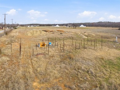 Discover nearly 10 acres of prime Texas countryside on the - photo 15