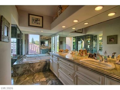 Prime golf course location with beautiful double-fairway views - photo 24