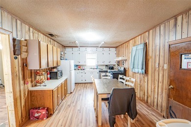 Waterfront Lake Home Move-In Ready! Enjoy the rare opportunity - photo 6