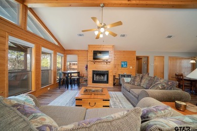 Delightful waterfront home on beautiful Lake Cypress Springs! - photo 27