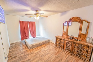 Waterfront Lake Home Move-In Ready! Enjoy the rare opportunity - photo 7