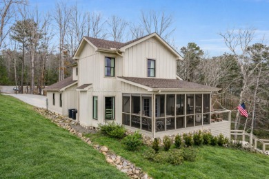 Lewis Smith Lake Home For Sale in Double Springs Alabama