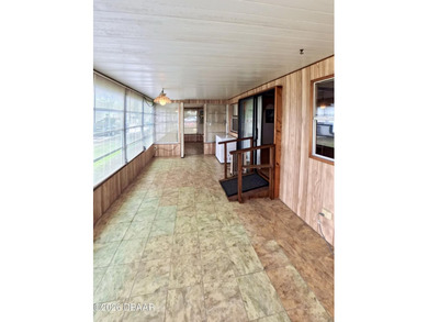 OWN YOUR OWN LAND; Unique opportunity with flexible space and - photo 3