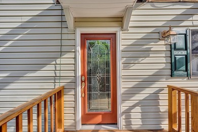 Welcome to your Smith Mountain Lake retreat! Tucked away in a - photo 7