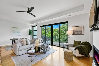 Lake Condo For Sale in Oconomowoc, Wisconsin