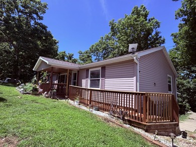 Welcome to 23 Little Fawn Lane in the sought-after 3 Hills - photo 8